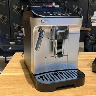 اسپروساز دلونگی Magnifica Evo با مخزن شیر