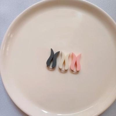 گیره روسری استیل طوسی کرم صورتی