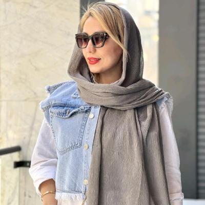 شال برشکا منگوله دار