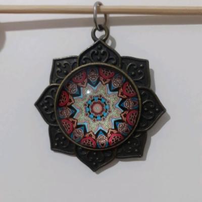 گردن آویز هشتپر