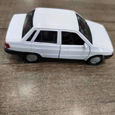 ماشین فلزی پراید