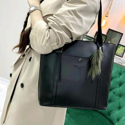 کیف بزرگ دانشجویی منگؤله شرف