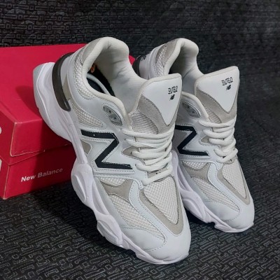 نیوبالانس 9060