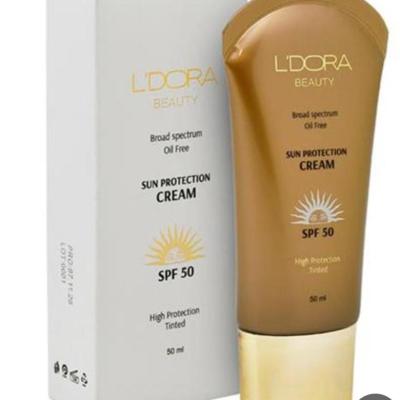 کرم ضد آفتاب رنگی لدورا با SPF50