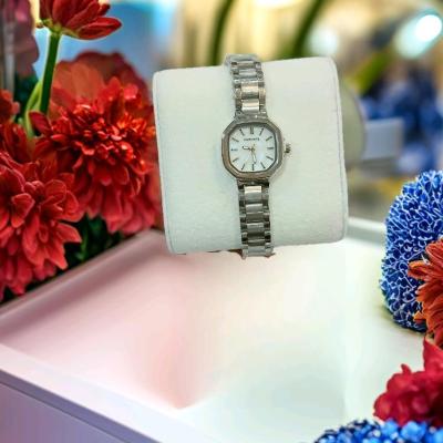 ساعت زنانه EMPOWER موتور با کیفیت مدل مجلسی کلاسیک-152801