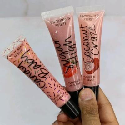 لیپ گلاس شاین دار ویکتوریا