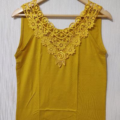 تاپ یقه گیپور زنانه