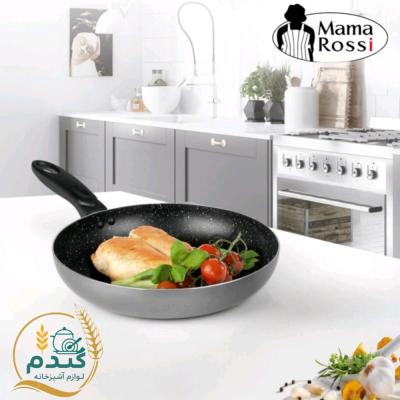 تابه نچسب مامان روسی سایز 28 روکش تفلون جنس آلومینیوم مدل 00034 Mama R