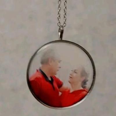 گردنبند دو طرفه عکس دار رزینی تمام استیل