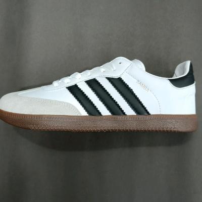 کتانی مردانه سامبا سفید کیفیت بالا