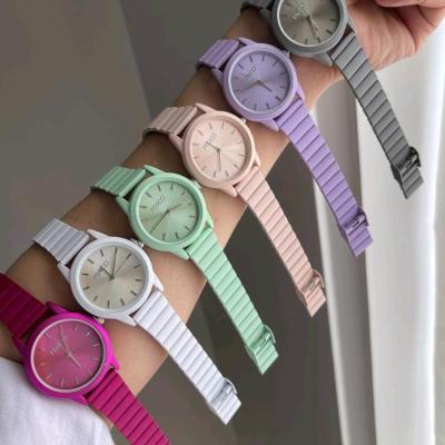 ساعت مچی زنانه فنسی