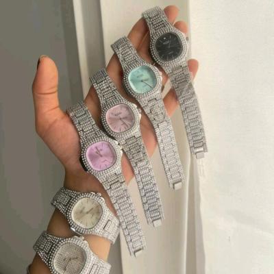 ساعت مچی زنانه فول نگین، ساعت نگین دار زنانه فلورا