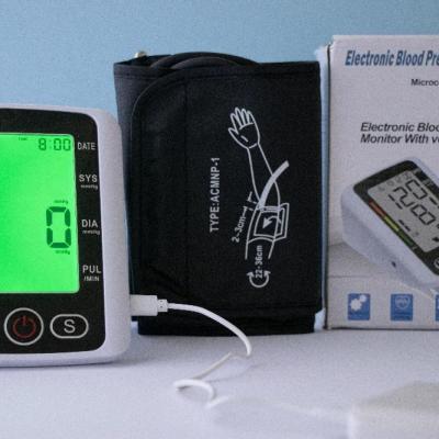 فشارسنج دیجیتالی سخنگو فارسی intelligent(