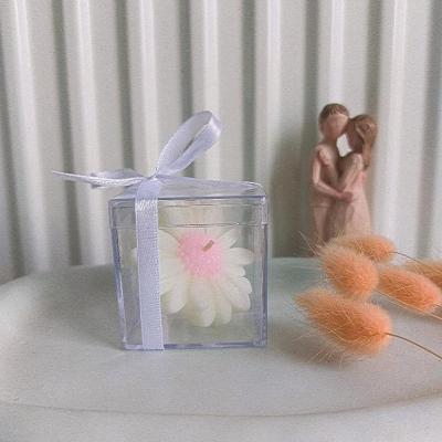 شمع بابونه سفید صورتی (هر تعدادی بخواین براتون موجود میشه)