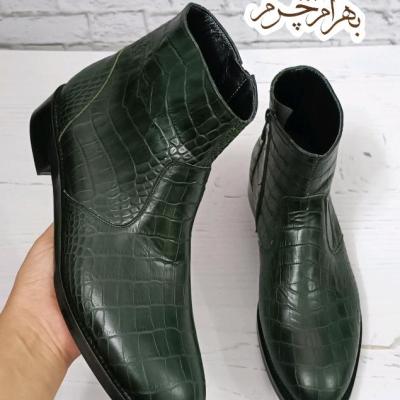 نیم بوت مردانه مجلسی چرم طبیعی دستدوز مدل آلپاین کروکودیلی یشمی