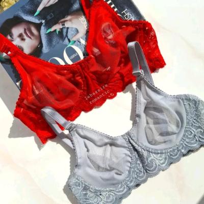 سوتین شیشه ای