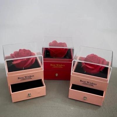 جعبه جواهرات باکس گل دار کشویی قرمز وارداتی با رز جاودان