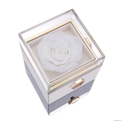 جعبه جواهرات چراخان سفید وارداتی با رز جاودان