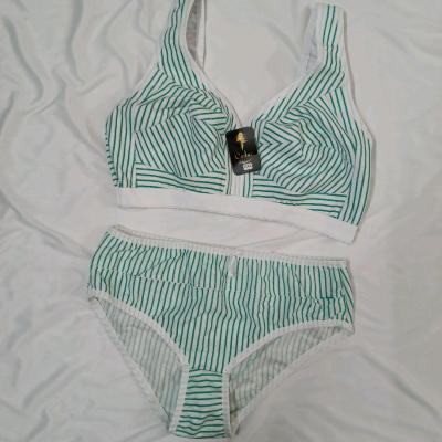 ست شورت و نیم تنه نخی طرح دار 3xl 4xl