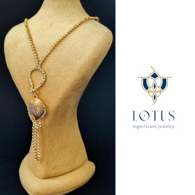 گردنبند طرح صدف منحنی