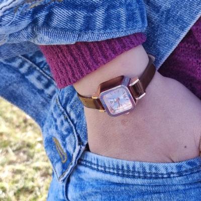 ساعت عقربه ای برند هانگری