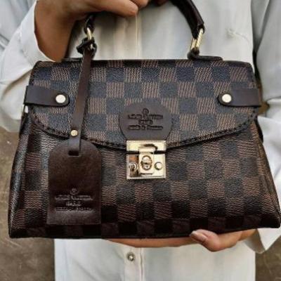 کیف ال وی قهوه تی