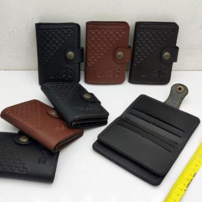 جلد عابر لیزری دکمه دار