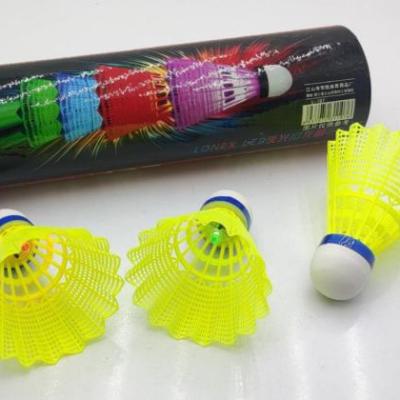 توپ بدمینتون پلاستیکی چراغدار