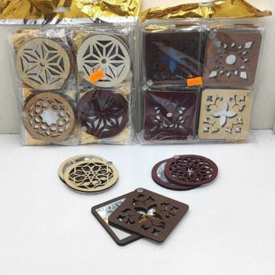 آینه چوبی گرد و مربع مشبک تک سلفون بزرگ