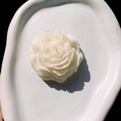 شمع الاله سفید