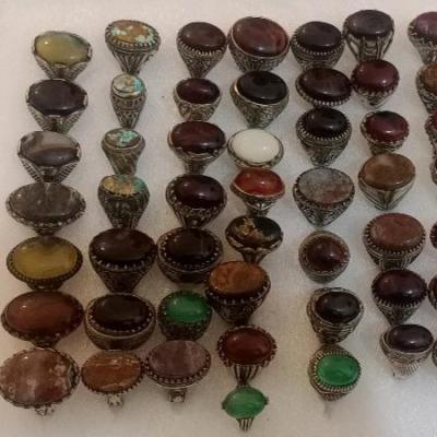 50 عدد انگشتر متنوع زیبا معدنی طبیعی ناب قدیمی