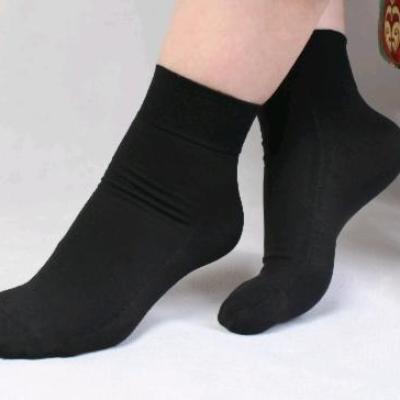 جوراب زنانه دوربع پنتی