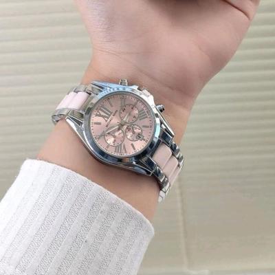 ساعت زنانه و دخترانه مایکل کورس بدنه استیل