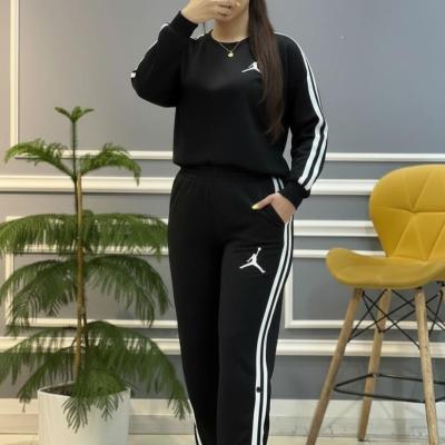 ست ورزشی زنانه