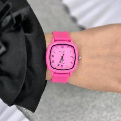 ساعت مچی دخترانه بولون صفحه سرخ ابی