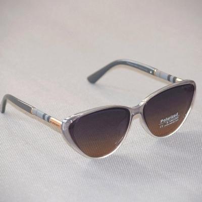 عینک آفتابی زنانه چشم گربه ایی مثلثی UV400 پلاریزه باربری Burberry