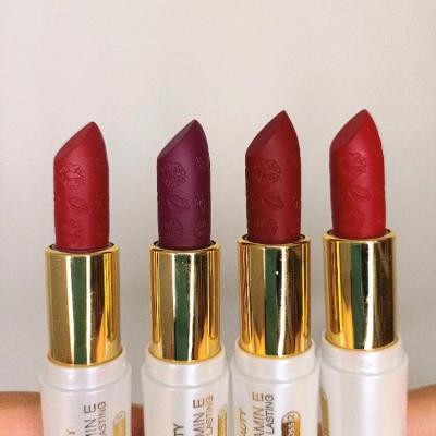 رژ لب دو طرفه