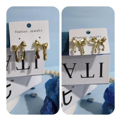 گوشواره پاپیون طلایی