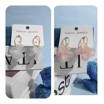 گوشواره طرح گل