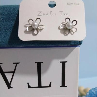 گوشواره ظریف