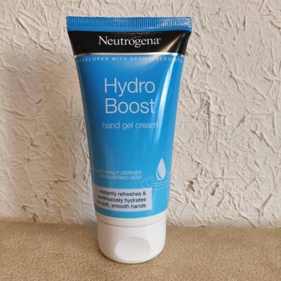 کرم آبرسان و مرطوب کننده دست مدل هیدروبوست نوتروژینا Neutrogena