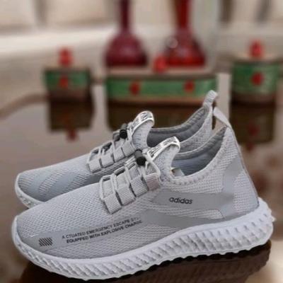 کتانی جورابی آدیداس