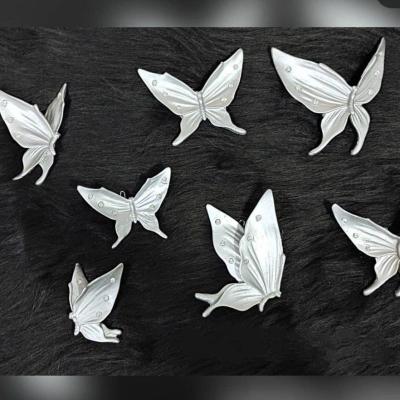 پروانه 7تایی نگین دار نقره ای