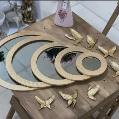 اینه پنج تیکه گرد طلایی و پروانه 7 تایی دیوارکوب