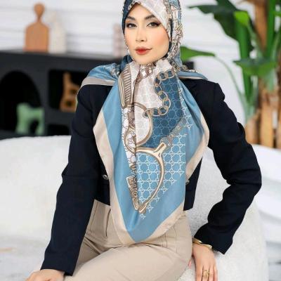 روسری نخی اعلا، قواره 130، کد V726