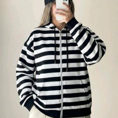 سویشرت جلو زیپ راه‌راه