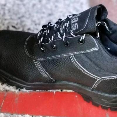 کفش ایمنی میداس تبریز از سایز 39 تا 45 رنگ مشکی پرفروش باحداقل سود