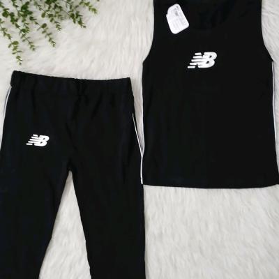 ست تاپ شلوارک نخپنبه نیوبالانس پارچه ترک قواره دار تا سایز50