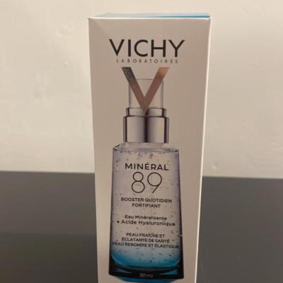 سرم آبرسان ویشی مدل مینرال 89 حجم 50 میلی لیتر