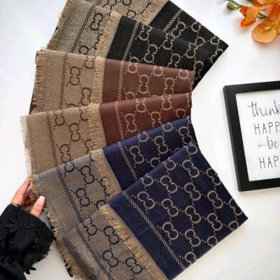 شال گوچی لمه دار